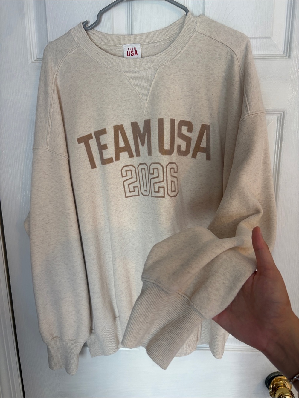 Team USA 2026 Cream Graphic Crewneck Sweatshirt - Women's